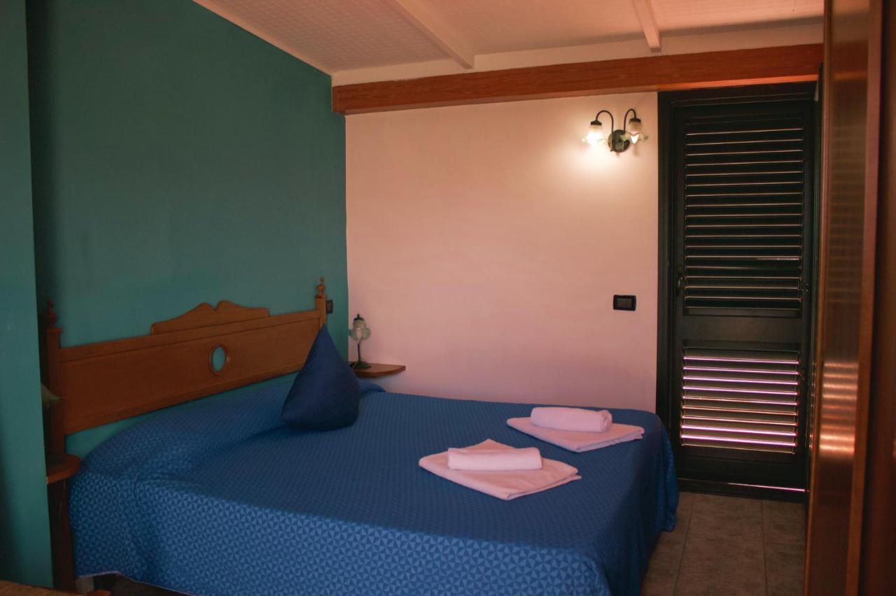 La Trinacria Bed & Breakfast Giardini Naxos Luaran gambar